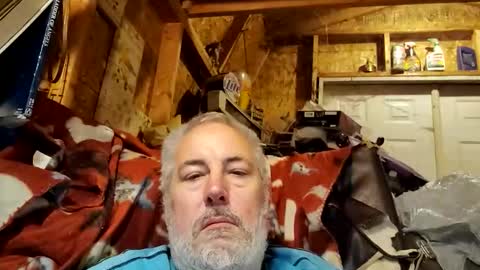 Snapshot of biguy121971 chatting on February 18, 5:47 am Biguy52 online show from February 18, 5:47 am