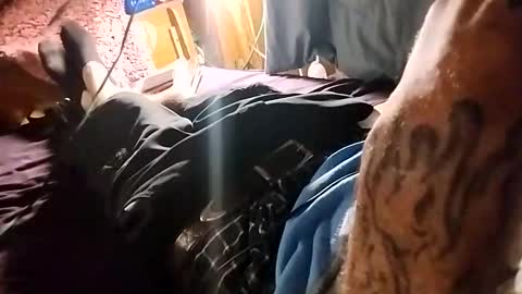 Snapshot of bigwalkdog420 chatting on September 20, 1:17 am bigwalkdog420 online show from September 20, 1:17 am