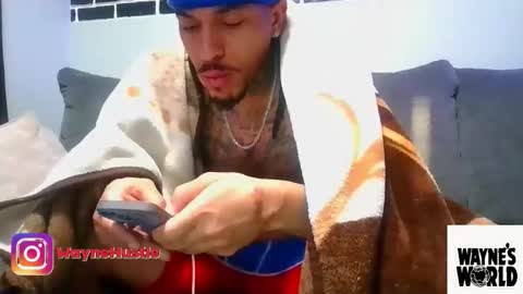 Snapshot of bigwaynebabyxxx chatting on March 2, 1:07 pm bigwaynebabyxxx online show from March 2, 1:07 pm