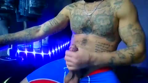 Snapshot of bigwaynebabyxxx chatting on March 3, 5:08 pm bigwaynebabyxxx online show from March 3, 5:08 pm