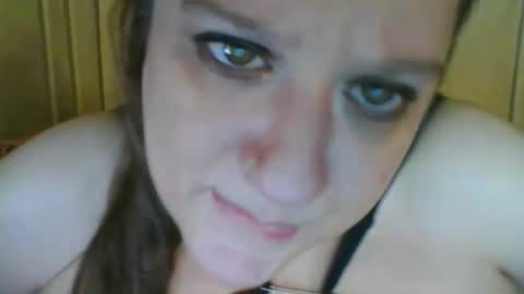 Snapshot of bigwheeliestyle chatting on April 25, 2:47 am Lady of the WHEEL online show from April 25, 2:47 am