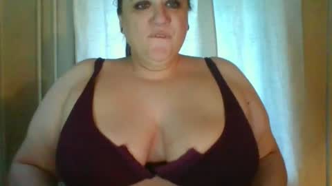Snapshot of bigwheeliestyle chatting on July 13, 10:07 am Lady of the WHEEL online show from July 13, 10:07 am