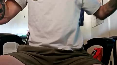 Snapshot of bigwhited2115 chatting on June 7, 11:08 pm Onlyfans redheadedwhitedick online show from June 7, 11:08 pm