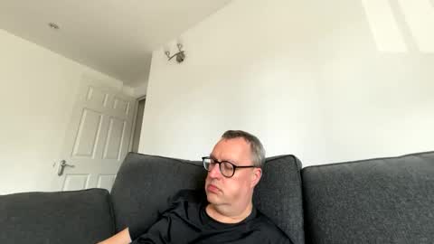 Just call me master online show from April 10, 2:44 pm