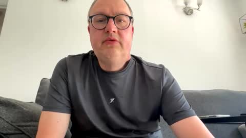 Just call me master online show from April 24, 1:13 pm