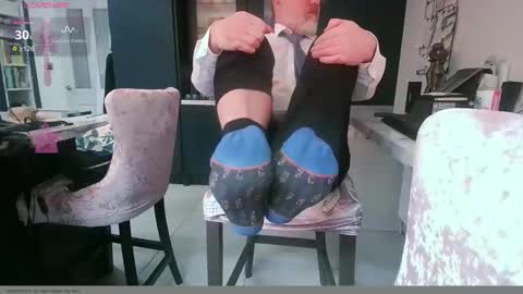 bijiminy online show from December 6, 11:54 am