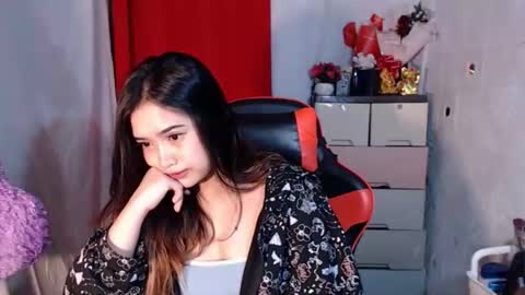 Snapshot of bilat_tinax chatting on November 5, 3:50 am bilat tinax online show from November 5, 3:50 am