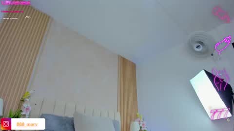 Snapshot of bilie_rouse1 chatting on June 19, 3:11 am Bilie online show from June 19, 3:11 am