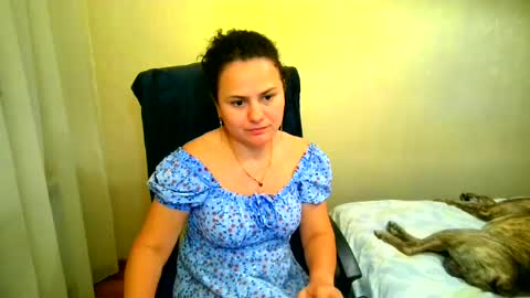 Snapshot of bililay chatting on June 20, 10:12 pm DOM NIKA online show from June 20, 10:12 pm