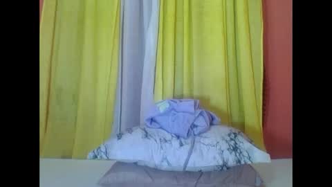 Snapshot of bilion_ass chatting on December 24, 1:06 am TREZAH online show from December 24, 1:06 am