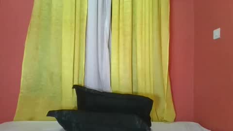 Snapshot of bilion_ass chatting on February 11, 6:33 pm TREZAH online show from February 11, 6:33 pm