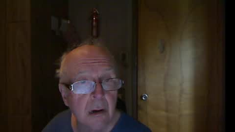 Snapshot of bill_25061 chatting on May 24, 4:34 pm bill_25061 online show from May 24, 4:34 pm