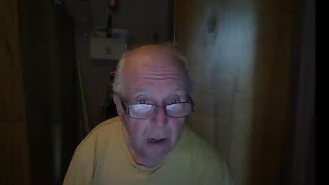 Snapshot of bill_25061 chatting on June 13, 5:11 pm bill_25061 online show from June 13, 5:11 pm