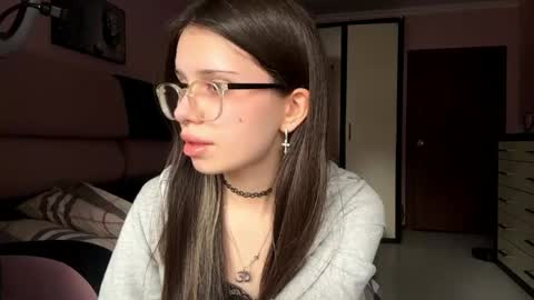 Yuna online show from April 17, 1:47 pm