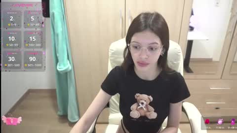 Snapshot of billly1love chatting on February 10, 1:57 am billy1love online show from February 10, 1:57 am