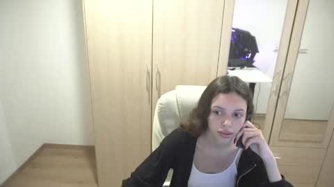 Snapshot of billly1love chatting on May 20, 10:27 pm billy1love online show from May 20, 10:27 pm