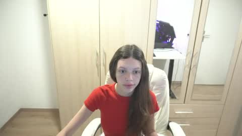 Snapshot of billly1love chatting on July 15, 2:17 am billy1love online show from July 15, 2:17 am