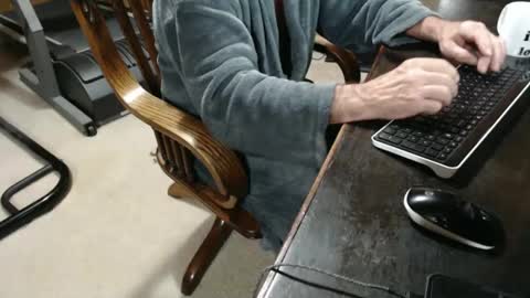 billy471 online show from December 2, 10:50 am