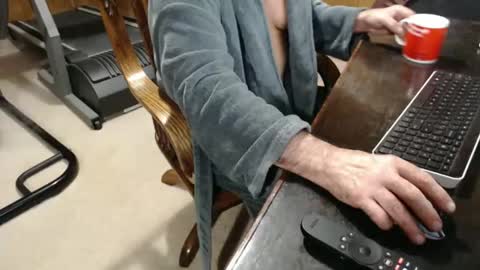 Snapshot of billy471 chatting on February 4, 11:16 am billy471 online show from February 4, 11:16 am