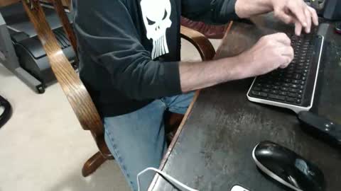 billy471 online show from April 18, 10:43 pm