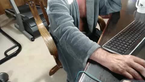 Snapshot of billy471 chatting on April 26, 1:53 pm billy471 online show from April 26, 1:53 pm