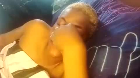 Snapshot of billy_1212 chatting on November 9, 1:20 pm billy_1212 online show from November 9, 1:20 pm