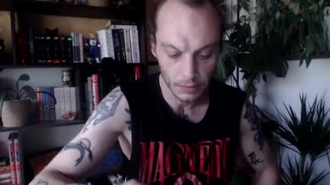Snapshot of billy_fingercut chatting on October 20, 7:53 am Billy FingerCut online show from October 20, 7:53 am