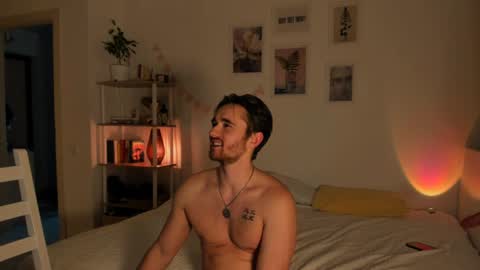 Billy and Lisahelp us to reach 100 likes online show from December 14, 8:40 pm