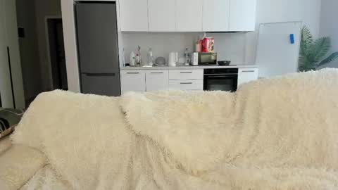 bina_mima online show from May 22, 9:26 am