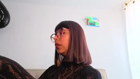 Snapshot of binarynoir chatting on July 21, 4:09 pm MIA NINA online show from July 21, 4:09 pm