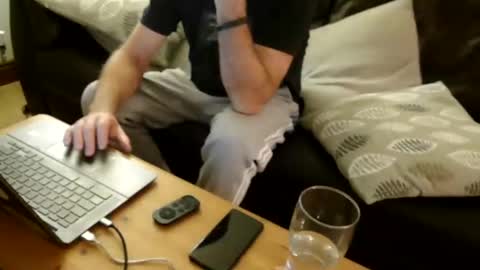 bindmedown online show from October 9, 8:40 pm