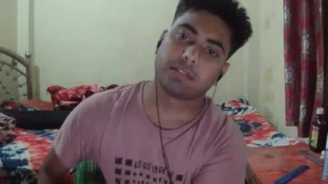 Snapshot of birbikrom104 chatting on April 29, 5:30 pm birbikrom104 online show from April 29, 5:30 pm