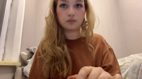 Snapshot of bishamonte chatting on April 2, 6:16 pm Bisha online show from April 2, 6:16 pm