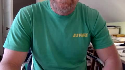 BisonBar online show from April 12, 8:03 pm