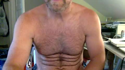 Snapshot of bisonbar chatting on July 25, 6:16 pm BisonBar online show from July 25, 6:16 pm