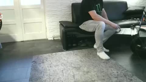 Snapshot of bitchnk chatting on February 15, 12:47 pm Bitchnk online show from February 15, 12:47 pm