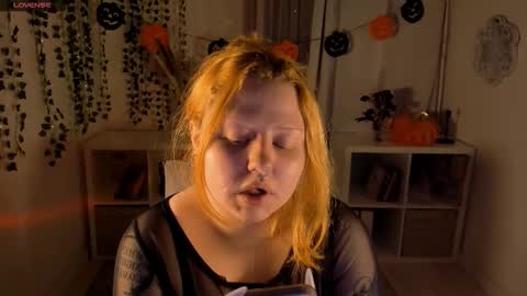 Nana online show from October 26, 4:46 pm