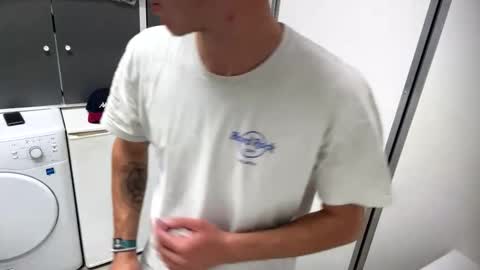 bitedeforain online show from October 5, 11:13 pm