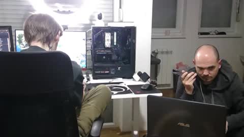 Snapshot of bixbax007 chatting on March 18, 6:22 pm George Maria online show from March 18, 6:22 pm