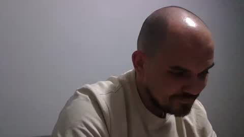 Snapshot of bixbax007 chatting on April 6, 8:32 pm George Maria online show from April 6, 8:32 pm