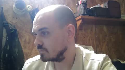 Snapshot of bixbax007 chatting on April 10, 7:02 am George Maria online show from April 10, 7:02 am