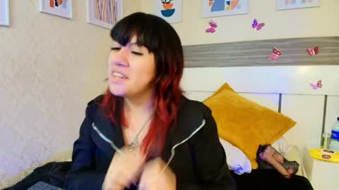 Snapshot of bj_olivine chatting on April 21, 7:50 pm Bj Olivine online show from April 21, 7:50 pm