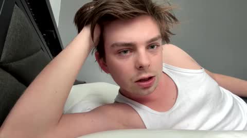 bkennedy829 online show from February 12, 4:35 pm