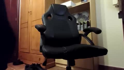 Snapshot of bkt15 chatting on October 12, 3:00 pm bkt15 online show from October 12, 3:00 pm