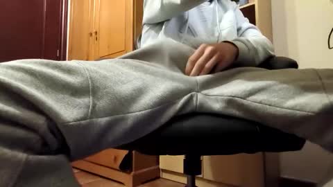 Snapshot of bkt15 chatting on November 3, 1:19 am bkt15 online show from November 3, 1:19 am