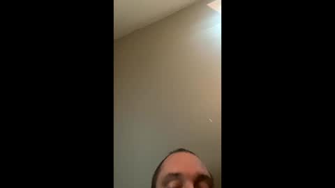 Snapshot of bkt427 chatting on December 4, 1:20 pm bkt427 online show from December 4, 1:20 pm