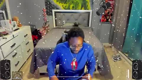 Snapshot of blaccanalmatters chatting on December 25, 11:31 pm Plant Base Streamers From Pennsylvania online show from December 25, 11:31 pm