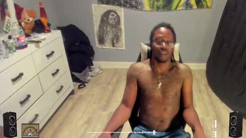 Snapshot of blaccanalmatters chatting on September 23, 10:24 pm Plant Base Streamers From Pennsylvania online show from September 23, 10:24 pm