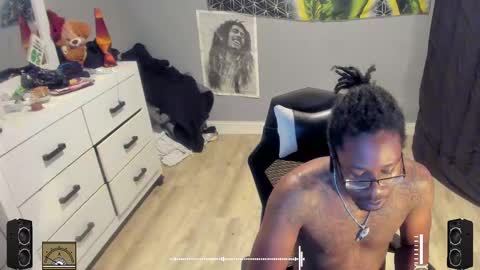 Snapshot of blaccanalmatters chatting on September 26, 10:25 pm Plant Base Streamers From Pennsylvania online show from September 26, 10:25 pm