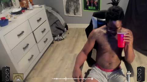 Snapshot of blaccanalmatters chatting on October 12, 9:47 pm Plant Base Streamers From Pennsylvania online show from October 12, 9:47 pm